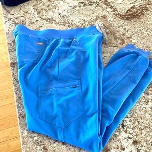 Figs Women’s Zamora jogger; M/T; Light blue